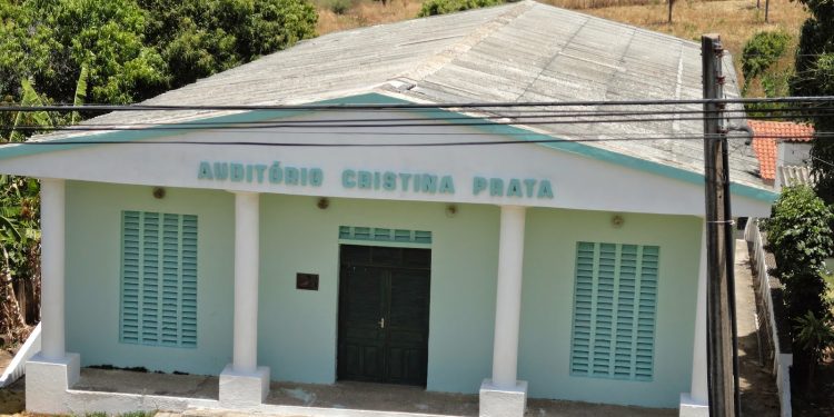 Imóvel histórico da Solibel, no Crato, está em ruínas e comunidade se mobiliza para salvar legado