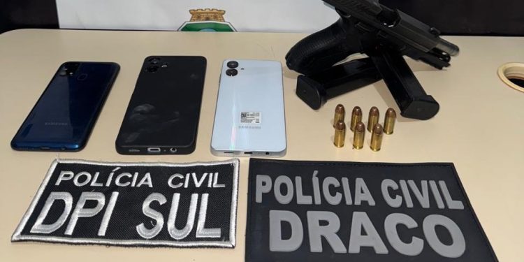 Homem ligado a facção criminosa é preso com arma e celulares em Juazeiro do Norte