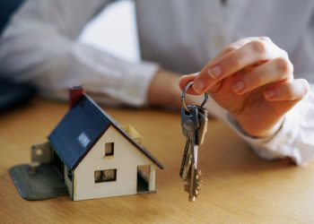 Regra dos 5 anos no aluguel não é automática e depende de condições da Lei do Inquilinato; entenda