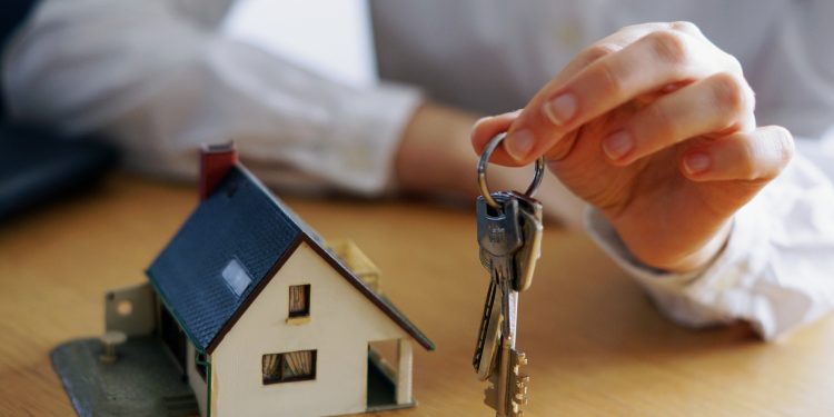 Regra dos 5 anos no aluguel não é automática e depende de condições da Lei do Inquilinato; entenda