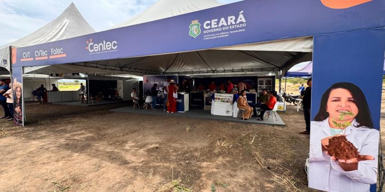 Centec leva inovação e sustentabilidade à ExpoCariri 2025 com projetos voltados à agricultura familiar