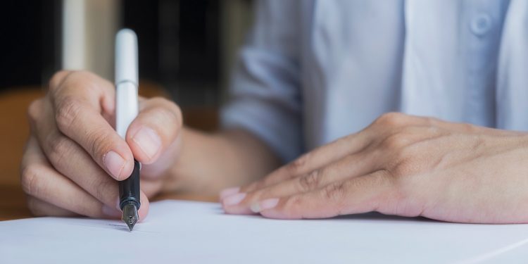 Ceará tem concursos e seleções abertas com salários de até R$ 8 mil