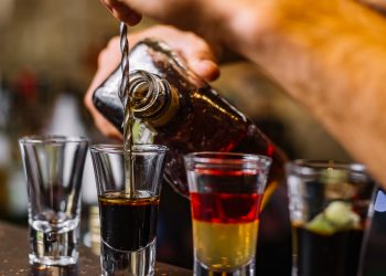 Seis casos suspeitos de intoxicação por metanol são descartados pela Secretaria da Saúde do Ceará