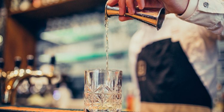 Ceará investiga três casos suspeitos de intoxicação por metanol em bebidas alcoólicas