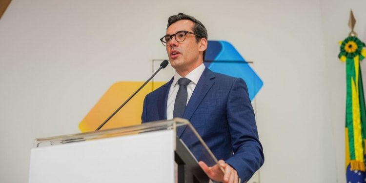 Correios anunciam plano de reestruturação e negociam empréstimo de R$ 20 bilhões para evitar colapso financeiro