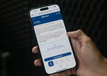 MEC lança aplicativo com simulados gratuitos do Enem e correção automática de redações