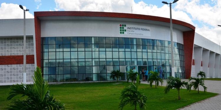 IFPB abre concurso público com 53 vagas para níveis médio, técnico e superior