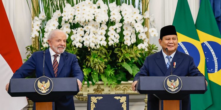 Lula confirma que irá disputar quarto mandato em 2026 durante visita à Indonésia