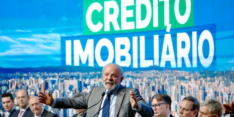 Lula critica Congresso e diz que “quem ganha R$ 5 mil não é classe média”