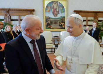 Presidente Luiz Inácio Lula da Silva durante audiência com Sua Santidade o Papa Leão XIV nesta segunda-feira, no Vaticano (13) (Foto: Ricardo Stuckert/PR)