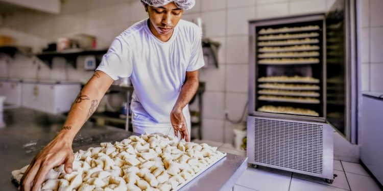 Ceará cria mais de 10,5 mil novos empregos formais em setembro, aponta Caged