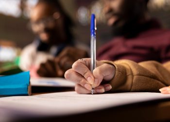 Ceará tem inscrições abertas para concursos e seleções públicas com salários de até R$ 16,4 mil