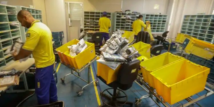 Correios aprovam plano de reestruturação com fechamento de agências e novo PDV