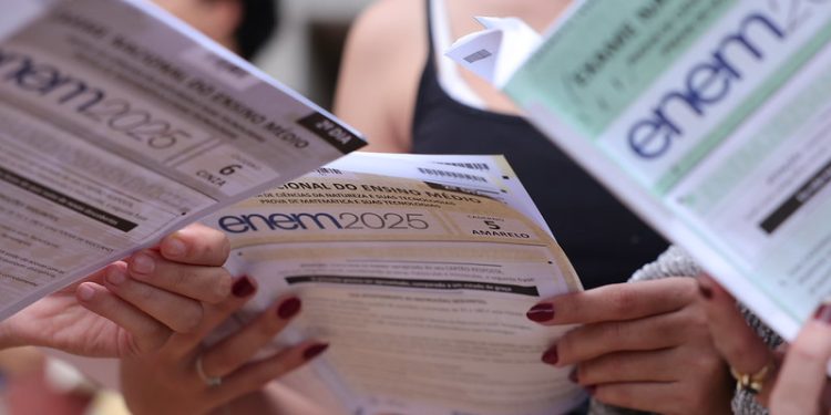 MEC garante continuidade do Enem 2025 após anulação de questões