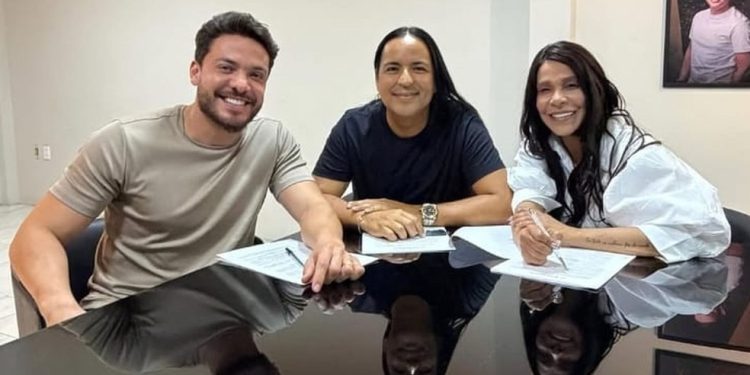 Silvânia Aquino e Berg Rabelo assinam com empresa de Wesley Safadão e lançam projeto “Duas Paixões”