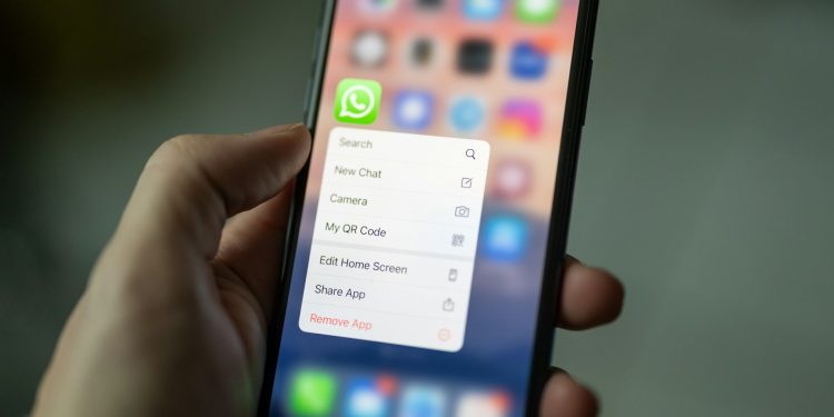 Falha no WhatsApp permitiu mapear 3,5 bilhões de contas, aponta pesquisa