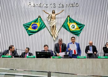 Alece aprova contas de 2024 do Governo Elmano e cria Empresa Cearense do Audiovisual