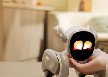 Brinquedos com inteligência artificial viram alvo de preocupação por riscos as crianças