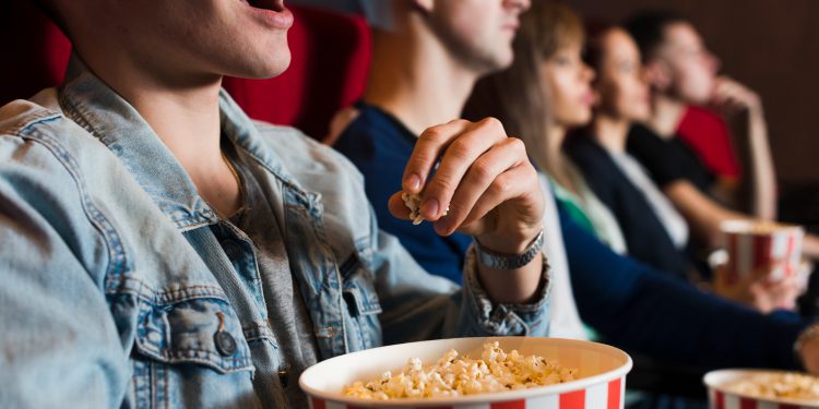 Lula assina decreto que estabelece cota de tela para filmes brasileiros em 2026