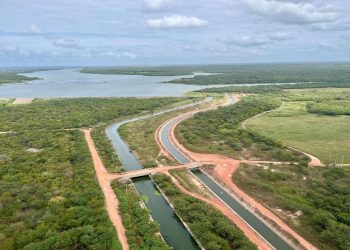 Governo do Ceará assina crédito de R$ 622,6 milhões com BNDES para duplicar o Eixão das Águas