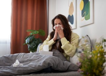 Gripe K chega ao Brasil e OMS alerta para aumento de casos; veja sintomas e como se prevenir