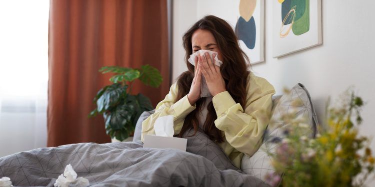 Gripe K chega ao Brasil e OMS alerta para aumento de casos; veja sintomas e como se prevenir