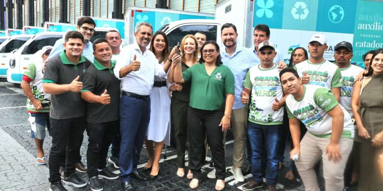 Auxílio Catador terá novo edital em 2026 com mais de 3,6 mil vagas no Ceará