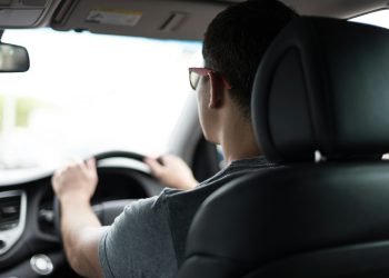 Mudanças na CNH incluem fim das aulas obrigatórias em autoescolas e renovação automática para bons condutores