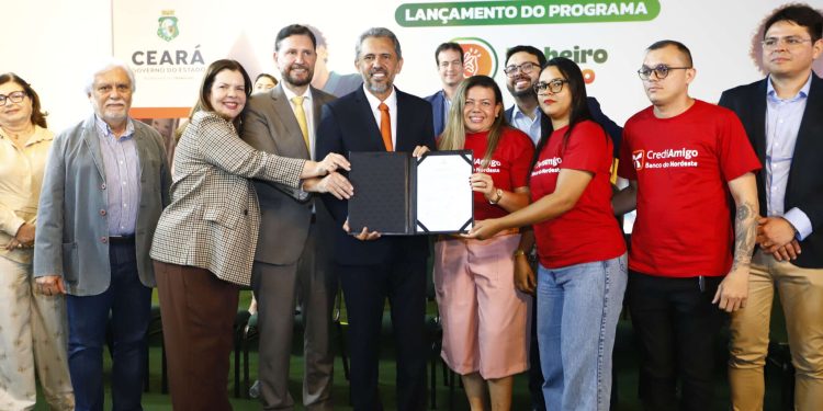 Programa ‘Dinheiro na Mão’ amplia acesso a crédito sem juros para microempreendedores no Ceará