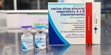 Ceará recebe 29 mil doses da vacina contra vírus sincicial respiratório (VSR)