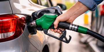 Com a redução, o preço médio de venda da Petrobras para as distribuidoras passará a ser, em média, de R$ 2,57 por litro (Foto: Samuel Pinheiro/Revista Cariri)