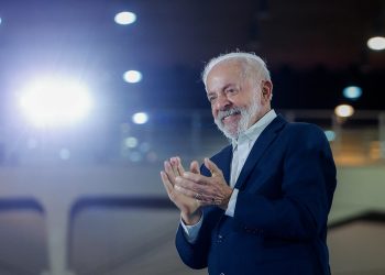 Lula lidera todos os cenários de 1º turno, aponta pesquisa Meio/Ideia