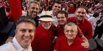 Aniversário do PT reúne Lula, Camilo, Elmano, Evandro e Chagas na Bahia (Foto: Reprodução/Instagram)