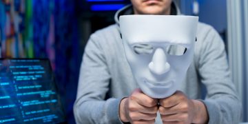 Estudo mostra crescimento do uso da IA para conteúdos políticos (Foto: Freepik)