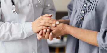 Maioria dos pacientes com câncer desconhece direitos garantidos por lei, revela pesquisa